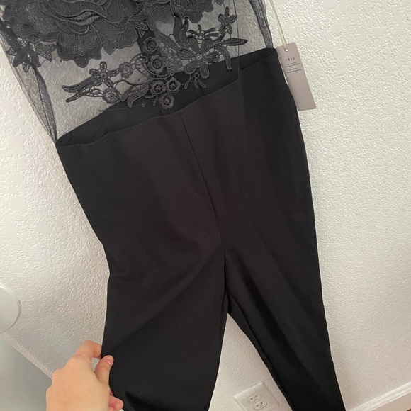 Black laced jumpsuit - Picture 2 of 3